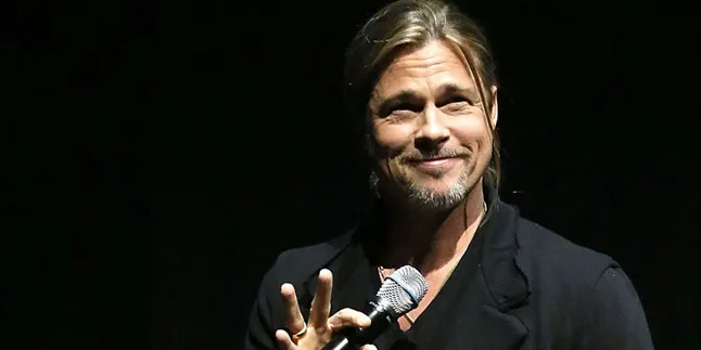 Angelina Jolie Angkat Payudara, Bagaimana Reaksi Brad Pitt? Angelina Jolie Angkat Payudara, Bagaimana Reaksi Brad Pitt?