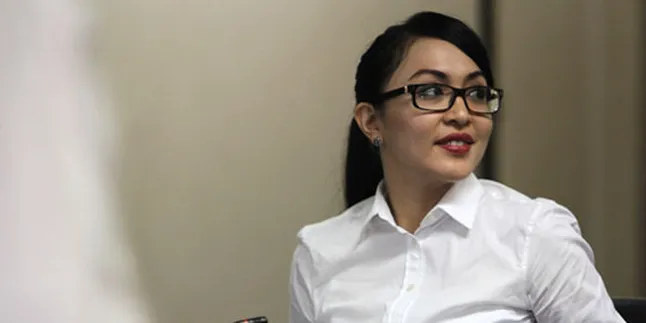 Angelina Sondakh Hamil Itu Berita Sampah