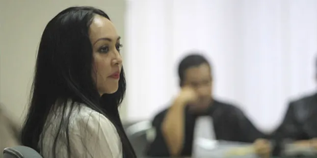 Angelina Sondakh Ngaku Twitternya Dibajak