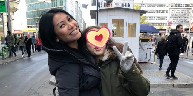 Anggun Tunjukkan Perbedaan Kirana di Usia 2 dan 11 Tahun Anggun Tunjukkan Perbedaan Kirana di Usia 2 dan 11 Tahun