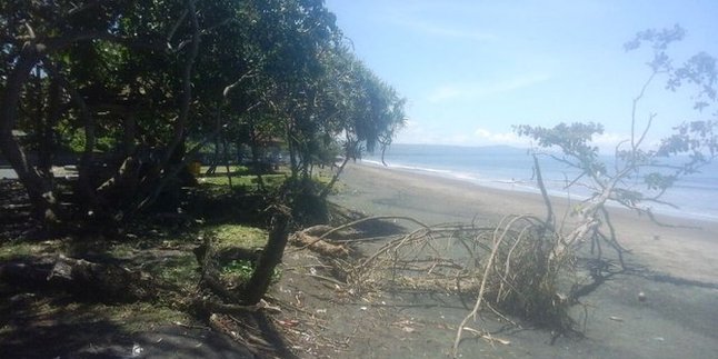 Angkernya Pesisir Desa Delod, Dihuni oleh Dua Sosok Wanita Berambut Panjang