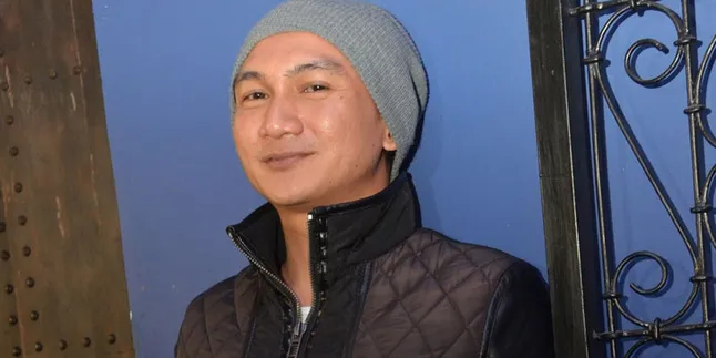 Anji Berlatih Menyanyi Ala Kerbau