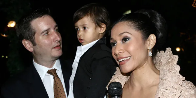 Anne J Cotto Merasa Lebih Berhak Atas Hak Asuh Anak