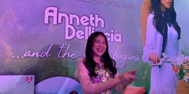 Anneth Delliecia Releases Debut Album, Betrand Peto Shows Support