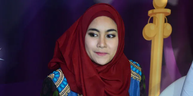 Annisa Rahma Anggap Kucing Peliharaannya Seperti Keluarga Annisa Rahma Anggap Kucing Peliharaannya Seperti Keluarga