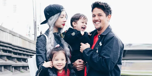 Anniversary, Ini Kata-Kata Romantis Jennifer Untuk Irfan Bachdim Anniversary, Ini Kata-Kata Romantis Jennifer Untuk Irfan Bachdim
