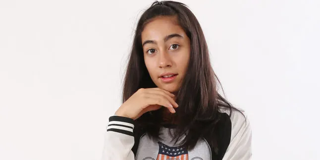 Antara Karir dan Pendidikan, Ini Yang Dipilih Kalila Eckstein!