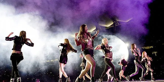 Antrian Panjang, SONE Minta Pintu Konser SNSD Dibuka Antrian Panjang, SONE Minta Pintu Konser SNSD Dibuka