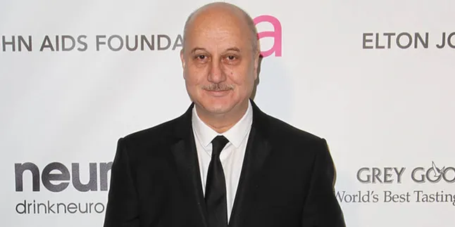 Anupam Kher, Mertua Kocak SRK di 'KUCH-KUCH HOTA HAI' Ultah ke-60