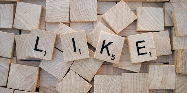 Apa Arti Like dan Perbedaan dengan Likes Beserta Contoh Kalimatnya