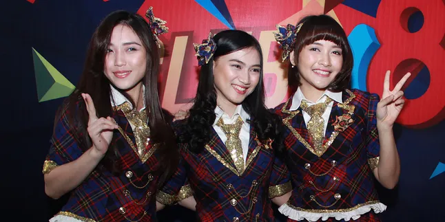 Apa Barang Bawaan Wajib Para Personel JKT48? Apa Barang Bawaan Wajib Para Personel JKT48?