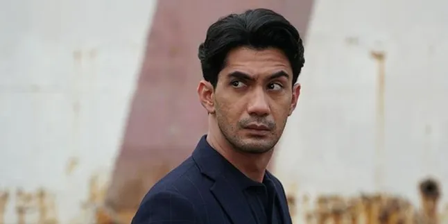 Apa Jadinya Jika Reza Rahadian dan Dian Sastrowardoyo Beradu Akting dalam Film Pendek Bergenre Aksi?