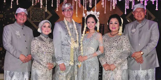 Apa Kata Deddy Mizwar Soal Besanan Dengan Lenny Marlina?