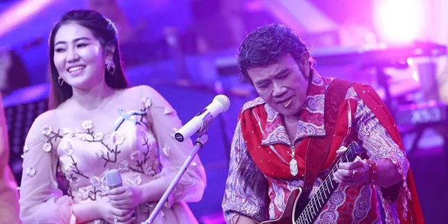 Apa Kata Raja Dangdut Rhoma Irama Soal Sosok Via Vallen? Apa Kata Raja Dangdut Rhoma Irama Soal Sosok Via Vallen?