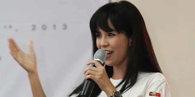 Apa Yang Membuat Yeslin Wang Tujuh Tahun Bertahan Dengan Delon?