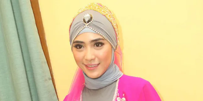 April Jasmine Belum Mau Bayi Tabung