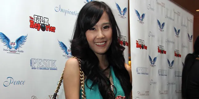 Ardina Rasti Bangga Ada Pesta Rakyat Ardina Rasti Bangga Ada Pesta Rakyat