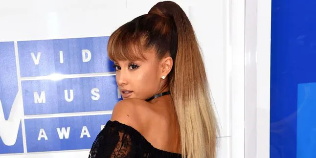Ariana Grande & Miller Sudah Saling Mencintai Sejak 4 Tahun Lalu Ariana Grande & Miller Sudah Saling Mencintai Sejak 4 Tahun Lalu