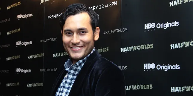 Arifin Putra Latihan Lompat Dan Jatuh Untuk Syuting Film Terbaru