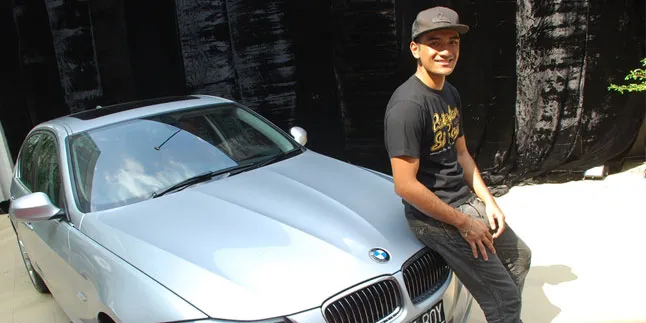 Ario Bayu Tak Mau Singgung Soal Pacar ke Media