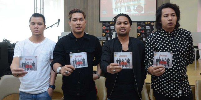 Armada, Selalu Selipkan Doa di Setiap Judul Album