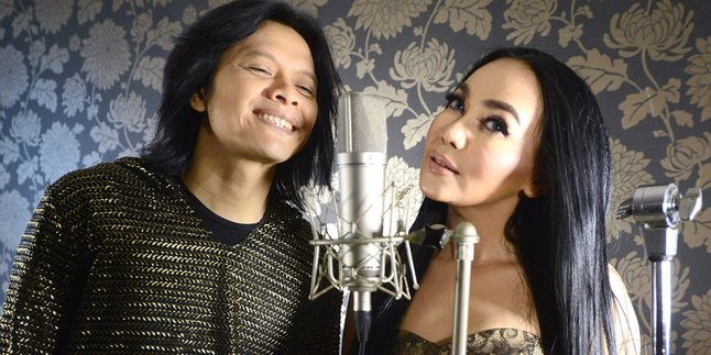 Armand - Dewi Gita: 'Seperti Legenda' Bikin Merinding