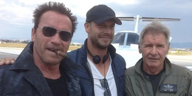 Arnold Schwarzenegger Sebar Foto Syuting 'THE EXPENDABLES 3' Arnold Schwarzenegger Sebar Foto Syuting 'THE EXPENDABLES 3'