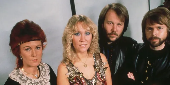 The Meaning and Significance of the Song Angeleyes by ABBA that Went Viral, A Love Story Full of Warnings