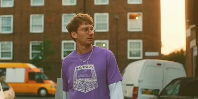 Arti dan Makna Lagu Heat Waves - Glass Animals, Kisah Kehilangan Penuh Refleksi