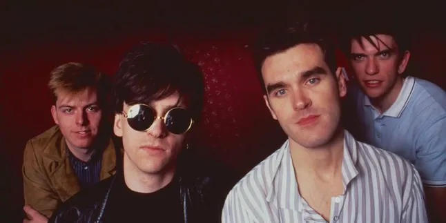 The Meaning and Significance of the Song Heaven Knows I'm Miserable Now - The Smiths, Trapped in Sadness