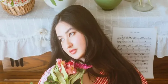 The Meaning and Significance of the Song I Love You 3000 - Stephanie Poetri Full of Romantic Nuance