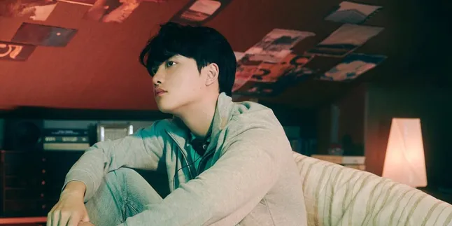 Arti dan Makna Lagu I'm Gonna Love You - D.O EXO feat. Wonstein