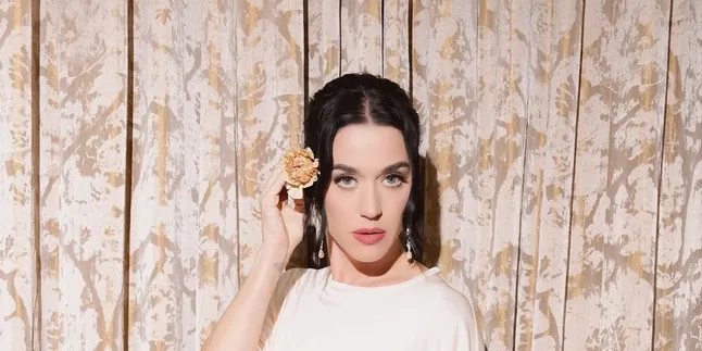 Arti dan Makna Lagu Unconditionally - Katy Perry, tentang Cinta Tanpa Syarat