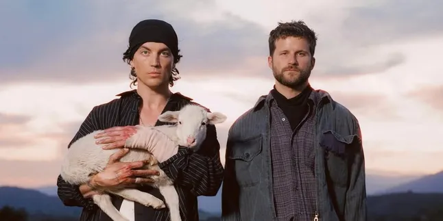 The Meaning and Significance of the Song Malibu Nights LANY as a Symbol of Loneliness After Heartbreak