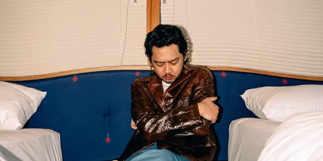 Arti dan Makna Lagu Monolog - Pamungkas, Tentang Pergulatan Batin dalam Menjalani Hubungan Arti dan Makna Lagu Monolog - Pamungkas, Tentang Pergulatan Batin dalam Menjalani Hubungan