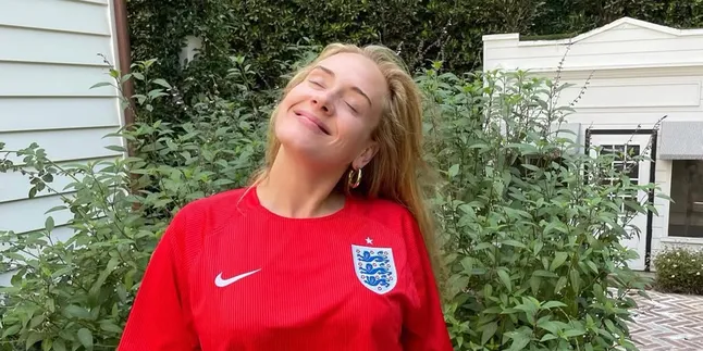 The Meaning and Significance of the Song Set Fire to the Rain - Adele, The Pain of Betrayal