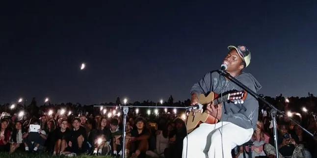 Arti dan Makna Lagu Transform Daniel Caesar tentang Cinta dan Perubahan Diri