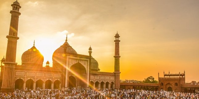 Arti Fardhu Kifayah dalam Islam dan Maknanya, Simak Contoh-Contohnya