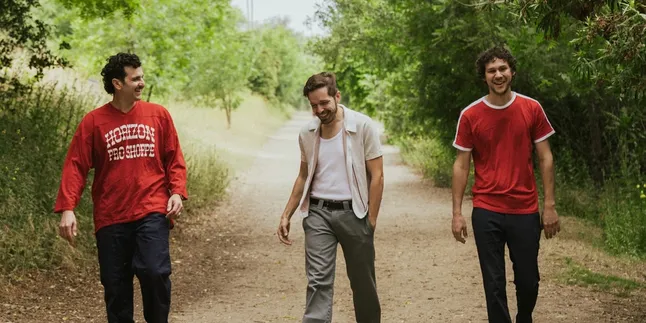 Meaning of This Side of Paradise - Coyote Theory, Telling about Loneliness and Hope in Love