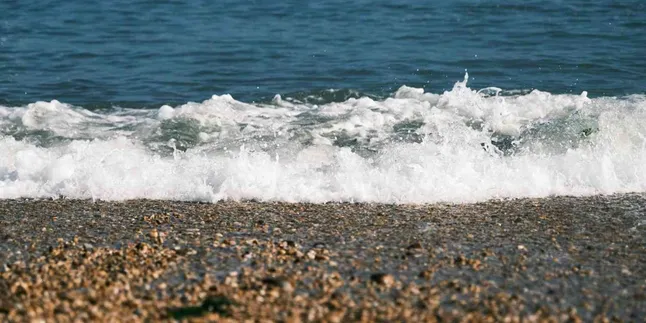 Arti Mimpi Air Pasang: Apa Pesan yang Tersimpan?