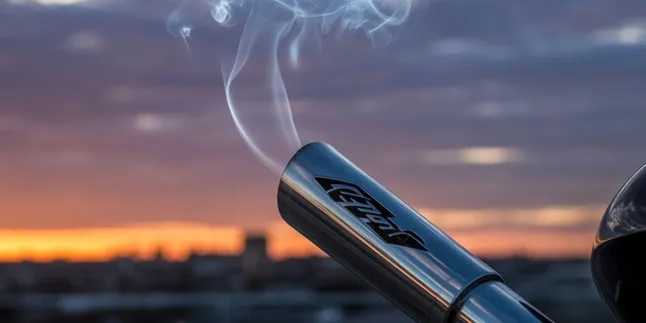 Arti Mimpi Knalpot Motor: Simbol Perubahan dan Peringatan dalam Hidup