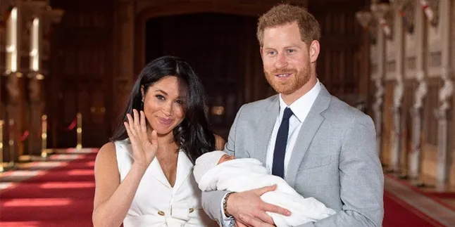 Arti Nama Bayi Meghan Markle & Pangeran Harry Akhirnya Terungkap! Arti Nama Bayi Meghan Markle & Pangeran Harry Akhirnya Terungkap!