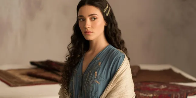 Arti Nama Elmira: Makna, Asal Usul, dan Karakteristik Lengkap