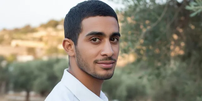 Arti Nama Nizar: Makna, Karakteristik, dan Inspirasi Rangkaian Nama