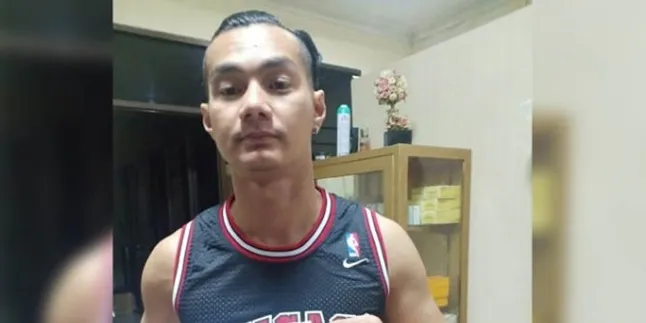 Artis FTV Agung Saga Ditangkap Karena Kepemilikan Narkoba Artis FTV Agung Saga Ditangkap Karena Kepemilikan Narkoba