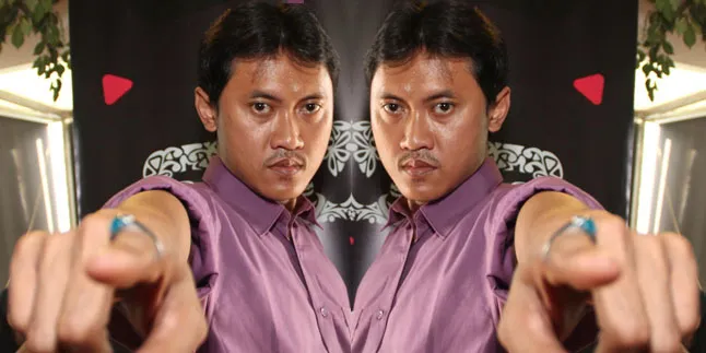 Arya Wiguna Tanggapi Santai Pelaporan Dewi Sanca