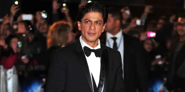 Aryan Khan Unggah Foto Masa Kecil Bareng SRK, Imut Banget!