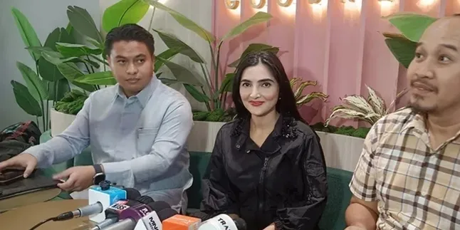 Ashanty Siapkan Total 4 Laporan Polisi Untuk Jerat Mantan Karyawan Ashanty Siapkan Total 4 Laporan Polisi Untuk Jerat Mantan Karyawan