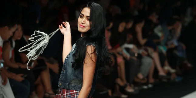 ASI Jessica Iskandar Bukan Untuk Anaknya Saja, Lantas Siapa? ASI Jessica Iskandar Bukan Untuk Anaknya Saja, Lantas Siapa?