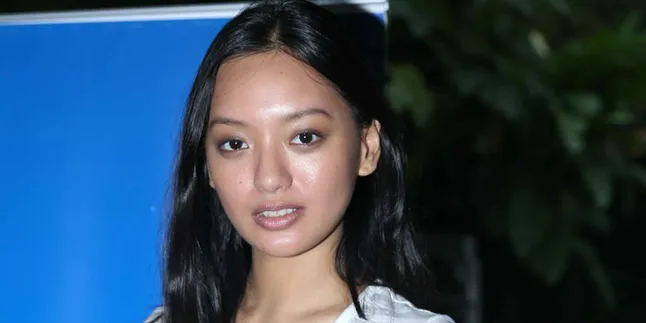 Asmara Abigail, Aktris Cantik Yang Memikat Lewat Debut Film Horor Asmara Abigail, Aktris Cantik Yang Memikat Lewat Debut Film Horor